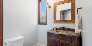 1127 Filbert St Gallery 21