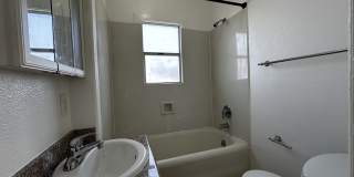 624 Brooklyn Avenue Gallery 21