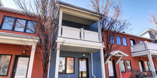 Renovated 1 Bedroom 1 Bathroom Townhome in the Posh Steel Yards Development! Available July 2025 Gallery 1