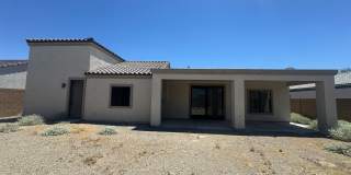 3-Bedroom Home with 50' RV Garage in Fort Mohave Gallery 25