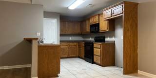 504 Hawthorne, Benton AR 72015 - Nice 4br 2ba with fenced back yard off Gattin Rd. Gallery 7