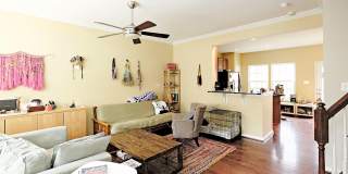Pet-Friendly Townhome Convenient to UVA & Downtown Gallery 4