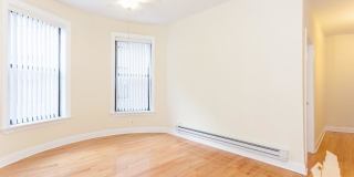 1220 North Dearborn Street Gallery 2