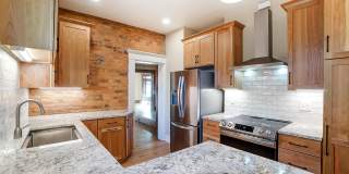 557 S Grant Avenue Gallery 20