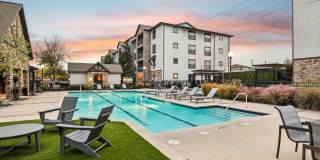 Vine and Vail Gallery 51