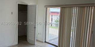 5501 SW 77th Ct Gallery 6