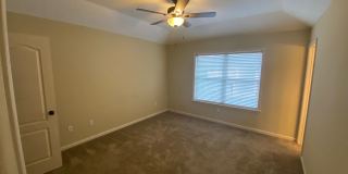 3BR/2.5BA For Rent Gallery 13