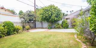 Charming single story home in heart of Reseda Gallery 14