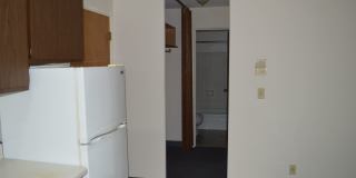 Studio Available Now! ~Blocks from the Capitol Square~ Gallery 17
