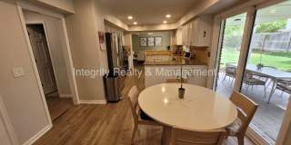 4 Bed/3.5 Bath, 3306 Sqft - 10074 E Lake Dr. Gallery 11