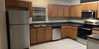 145 Southampton Dr Gallery 2