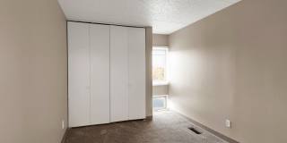 Large 1 & 2 Bedrooms available, PET FRIENDLY! Gallery 158