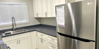 Fully Remodeled 2bedroom near downtown Gallery 6