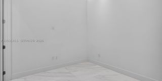 3750 Yacht Club Dr Gallery 24
