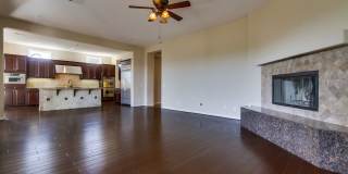 Beautiful 4 bedroom, 4.5 bathroom Home in the Varadero Community Gallery 23