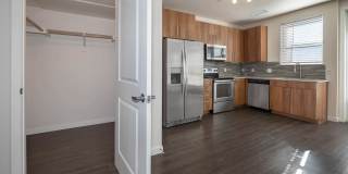 Radius Uptown Apartments Gallery 49