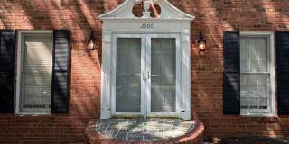 Live at the Center of Modern Conveniences & Entertainment.(500.00 off first full months rent) Live at the Center of Modern Conveniences & Entertainment.(500.00 off first full months rent) Gallery 3