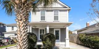 4BR/3BA Modern Downtown Home with Fenced-In Yard Gallery 1