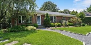 27 S Country Road Gallery 1