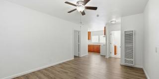 Las Flores Apartments Gallery 7