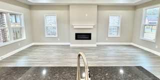 568 Rosalie Woods Drive Gallery 3
