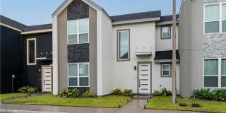 5510 N Crown Point Gallery 1