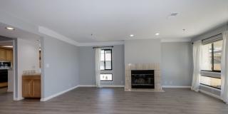 2BR/2.5BA Townhouse with Bay Views + 3 Decks | 2-Car Garage | San Carlos | YouTube Tour Gallery 11