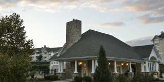 Knoll Crest Gallery 26