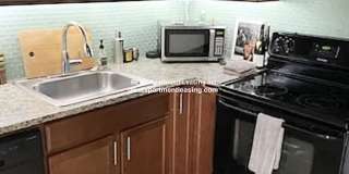 7626-7632 N Milwaukee Ave Gallery 1