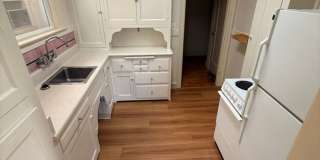 2br - 780ft2 - Prime location! One block to UCB Gallery 3