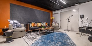 Centerline Gallery 9