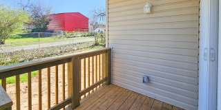 Knoxville 37921 - 3 bedroom, 2 bath Duplex - Contact Ryan Fogarty 865-333-4840 Gallery 16