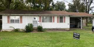 come look at this 3 bedroom 1 bathroom home Gallery 1