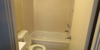 (690) Circle Court - 1 Bedroom / 1 Bathroom Gallery 10