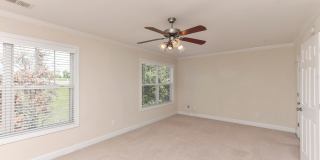 3BR 2.5BA Townhome in Pennington Square ~ Minutes to Fort Jackson, the VA hospital, USC Medical School, and I-77! Gallery 23