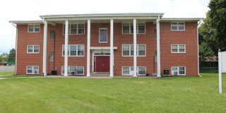 1314 Maple Street Gallery 1