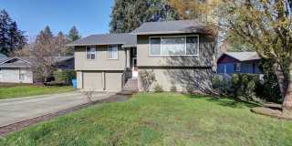 Spacious 4bd 2.5ba Home - Avail. Now! Gallery 35