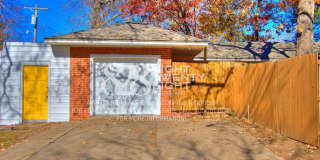 **COMING SOON FOR JUNE 2026 MOVE IN!** 3 BED/2 BATH DUPLEX - CLOSE TO CAMPUS! Gallery 3