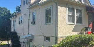 34 Bedford Ave Gallery 1