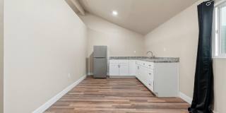 910 N Kaweah Street Gallery 9