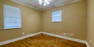 9418 Poinsettia Gallery 7