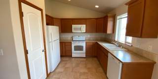 3 Bedroom Home on Cul-De-Sac for Rent! Gallery 5