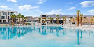 Gorgeous Desert Color Home with Internet Included! Gallery 32