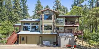Welcome to Your Dream Home- Peaceful, Secluded... A MUST TOUR Gallery 1
