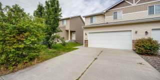 Charming Pullman Retreat with Space to Live and Entertain Gallery 3