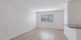 Crenshaw Villa Apartments Gallery 12