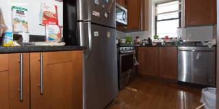 Nicely renovated 4 bed near the Green Line and BC for the upcoming school year! Gallery 10