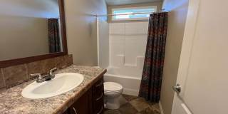 Beautiful Newer Home Gallery 12