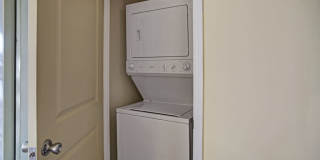 Regency Woods Apartment Homes Gallery 15