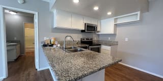 Cross Roads Apartments Gallery 1